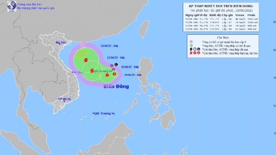 Tropical depression forms in East Sea, moving toward Hoang Sa Archipelago